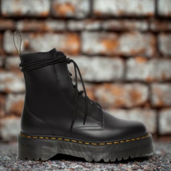 Dr. Martens Smooth Leather Platform Boots | Black | Lace-Up | Like New - Picture 4 of 6